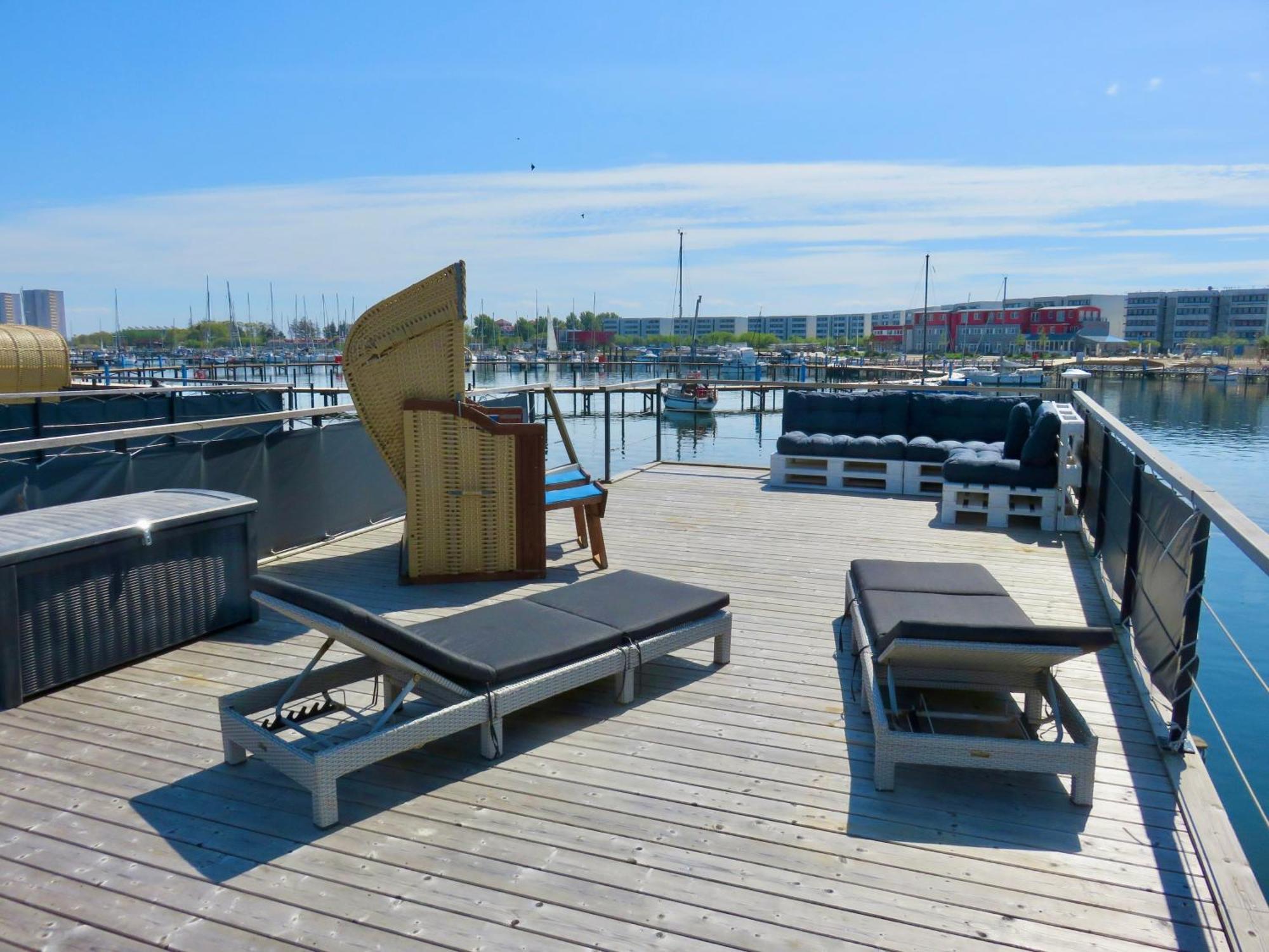 Hausboot Fehmarn Hotel ภายนอก รูปภาพ